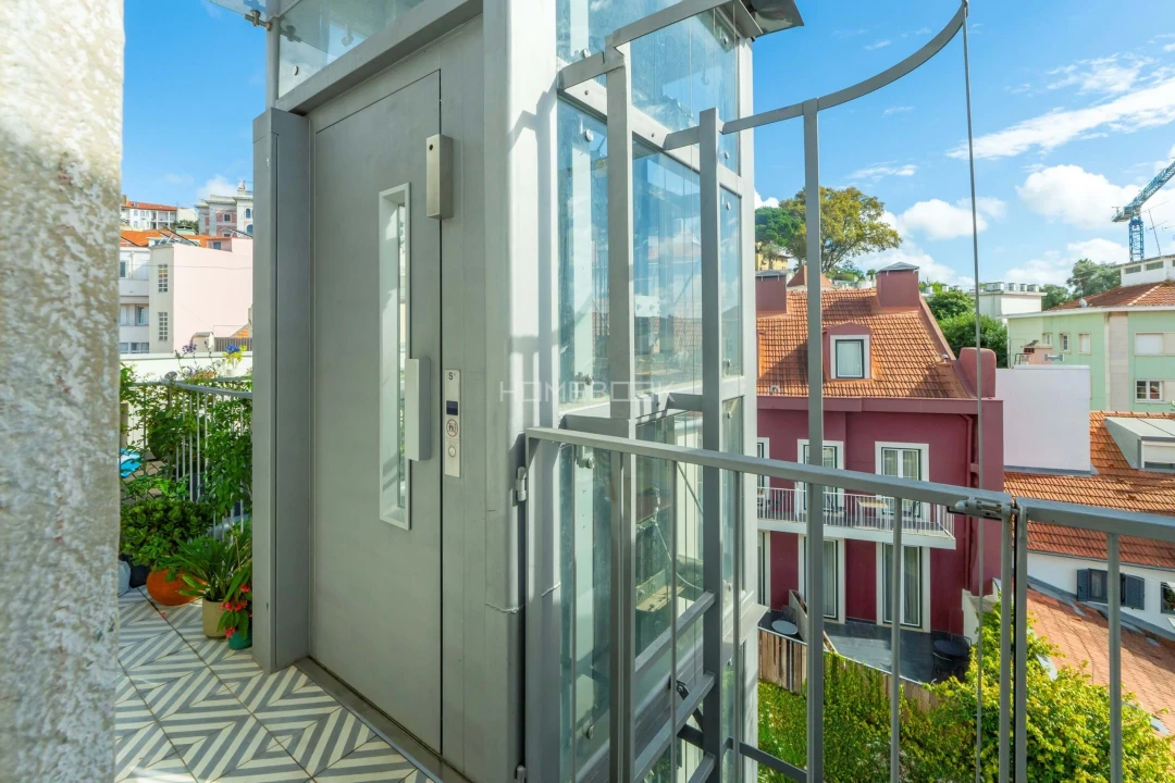 Apartamento T2 para Arrendamento em Santo António Foto 15