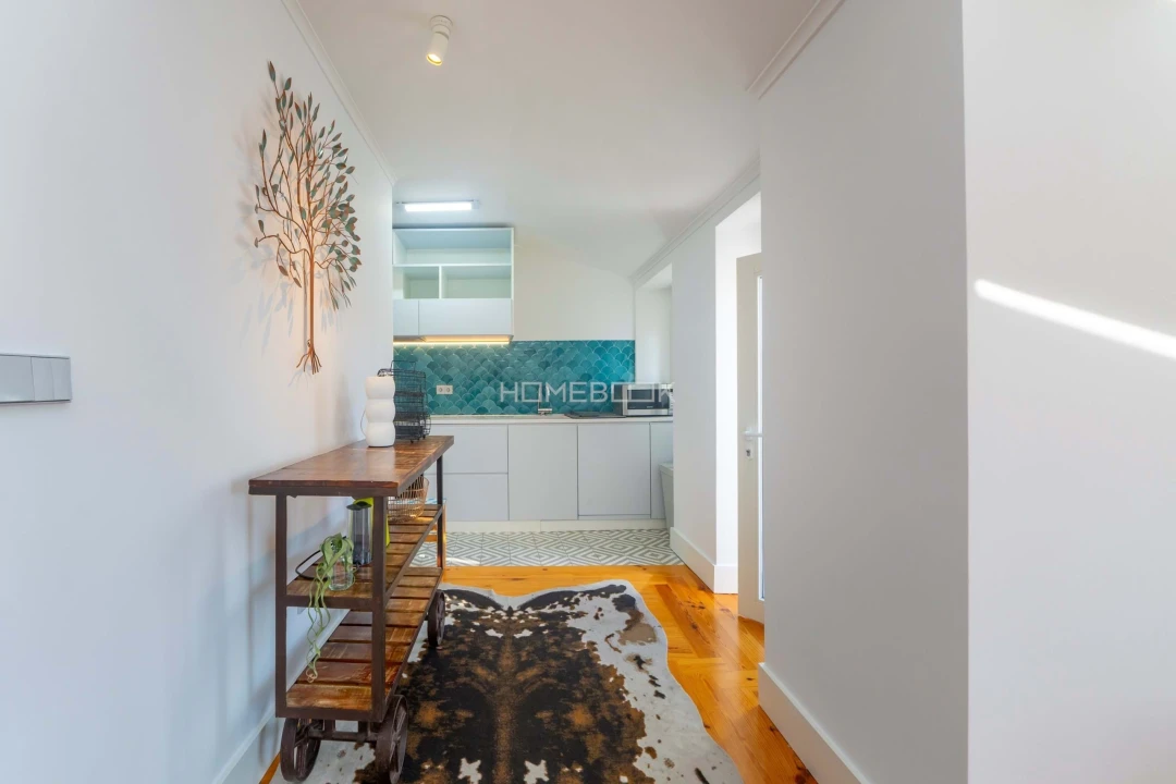 Apartamento T2 para Arrendamento em Santo António Foto 5