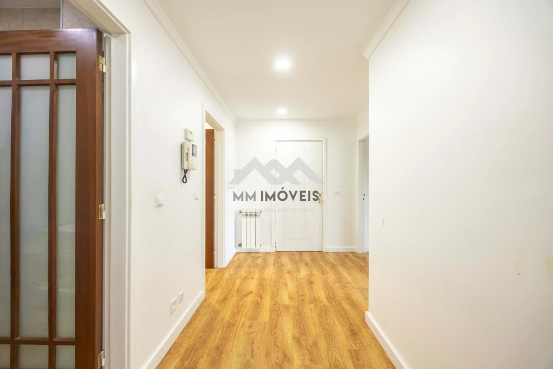 Apartamento T2 para Arrendamento em Canidelo Foto 25