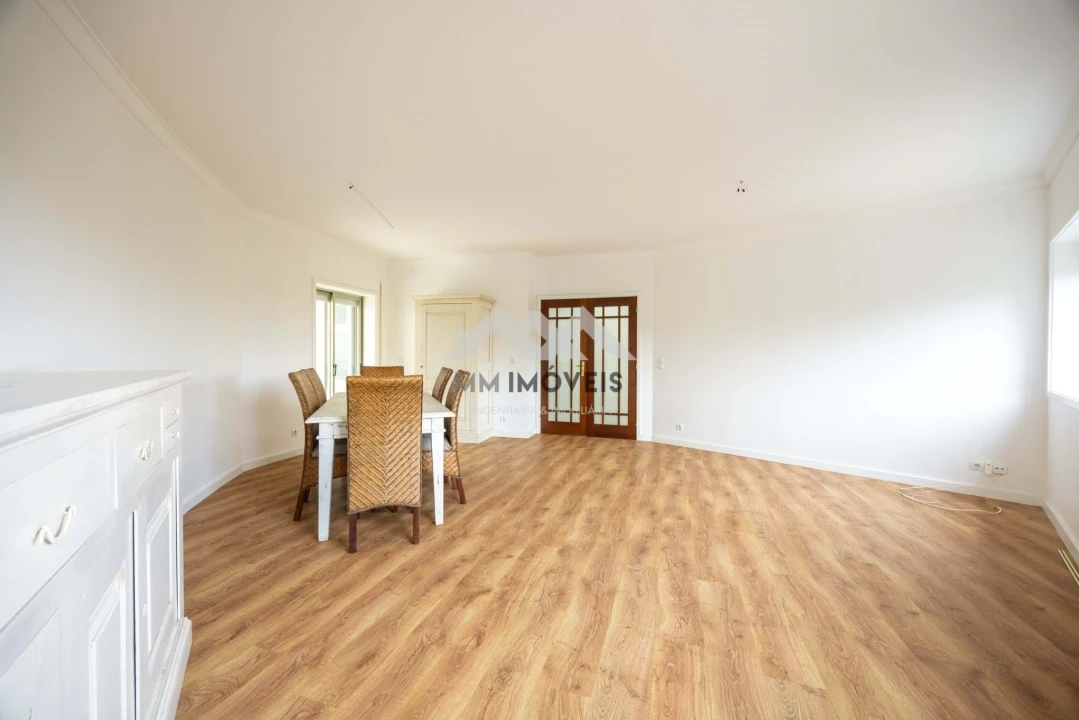 Apartamento T2 para Arrendamento em Canidelo Foto 21