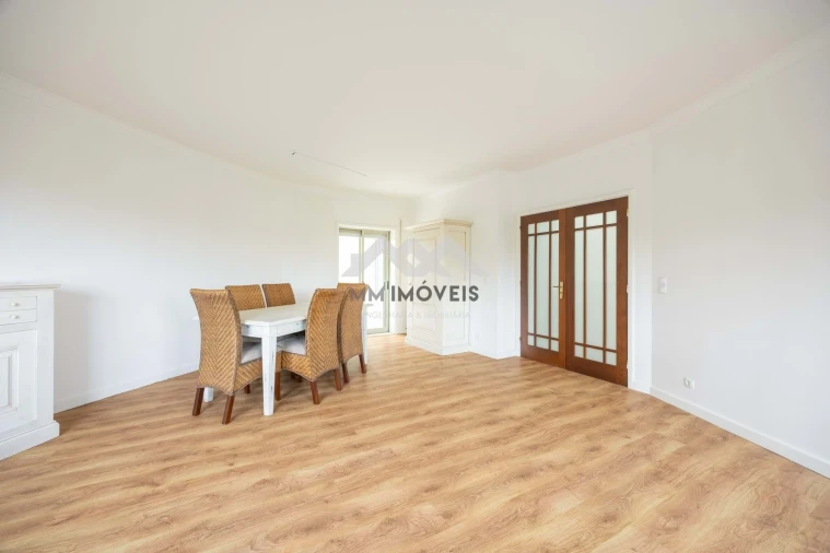 Apartamento T2 para Arrendamento em Canidelo Foto 10