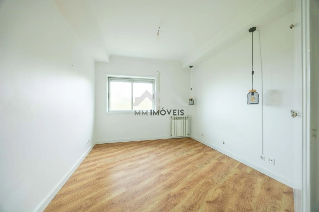 Apartamento T2 para Arrendamento em Canidelo Foto 11