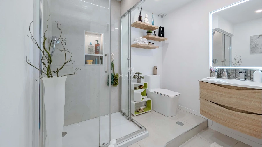 Apartamento T4 para Venda em Albufeira e Olhos de Água Foto 24