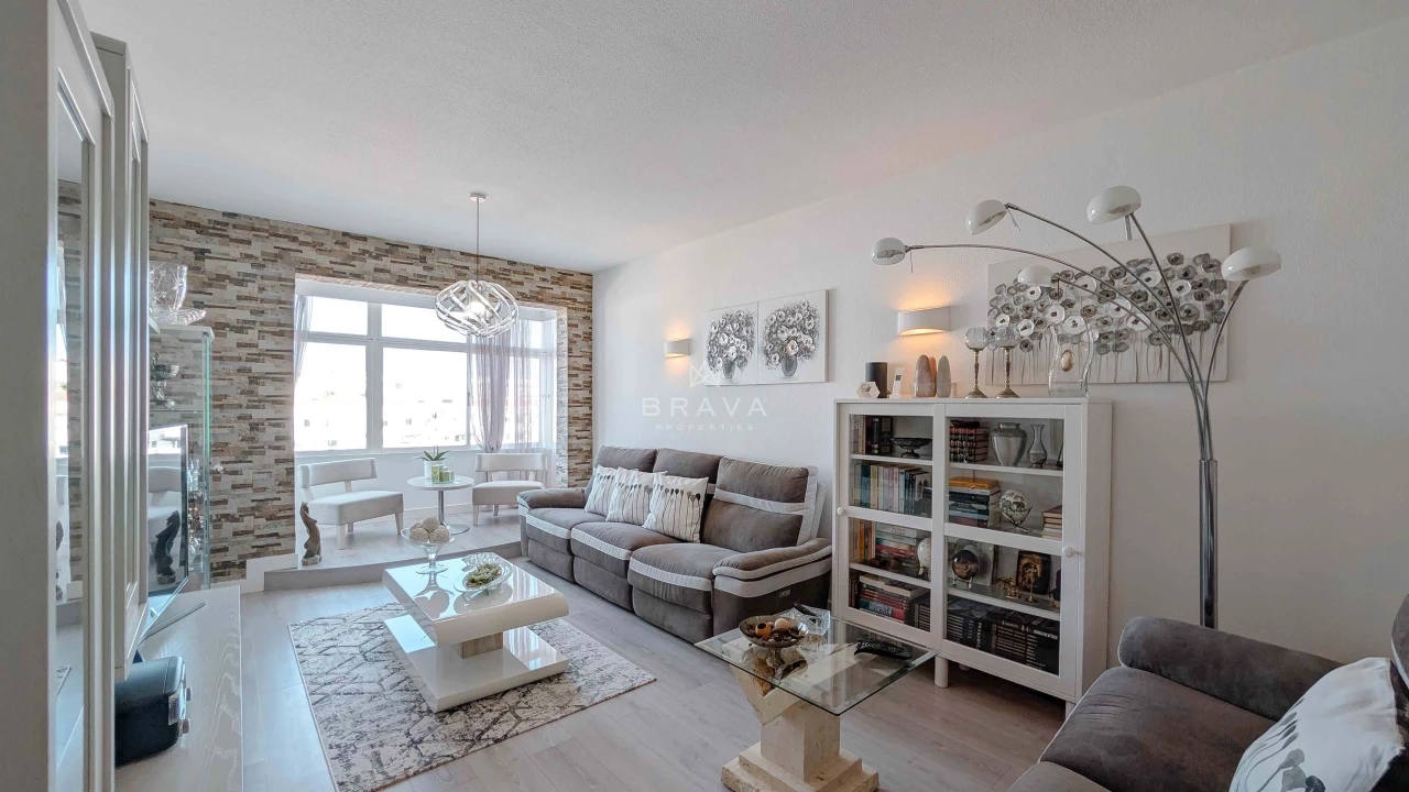 Apartamento T4 para Venda em Albufeira e Olhos de Água Foto 1