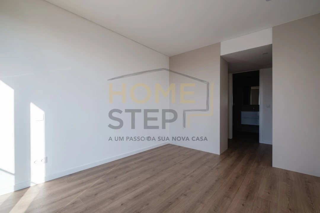 Apartamento T2 para Venda em Mafamude e Vilar do Paraíso Foto 11