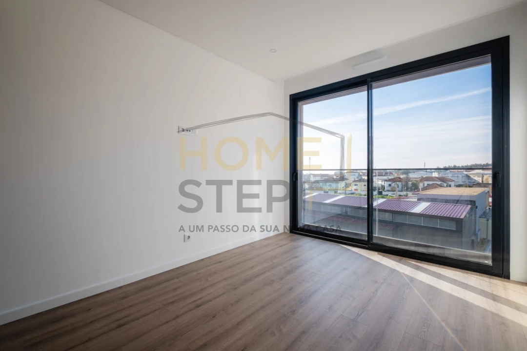 Apartamento T2 para Venda em Mafamude e Vilar do Paraíso Foto 22