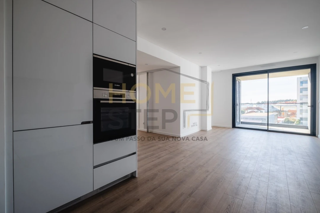 Apartamento T2 para Venda em Mafamude e Vilar do Paraíso Foto 1