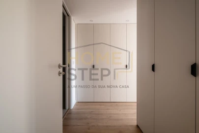 Apartamento T2 para Venda em Mafamude e Vilar do Paraíso