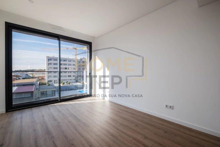 Apartamento T2 para Venda em Mafamude e Vilar do Paraíso Foto 21