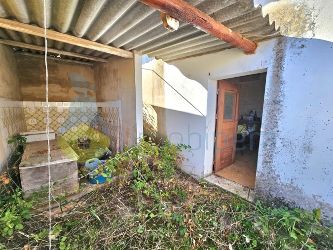 Moradia T4 para Venda em Alferce Foto 6