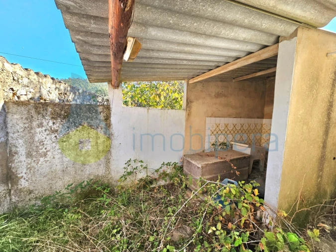 Moradia T4 para Venda em Alferce Foto 7