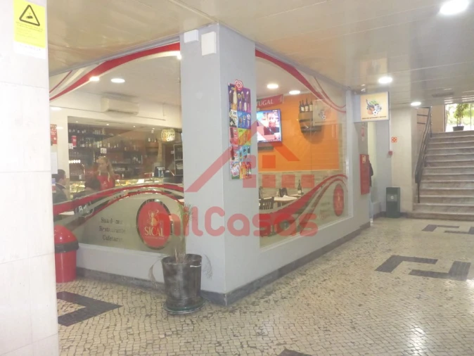 Loja para Arrendamento em Lumiar Foto 20