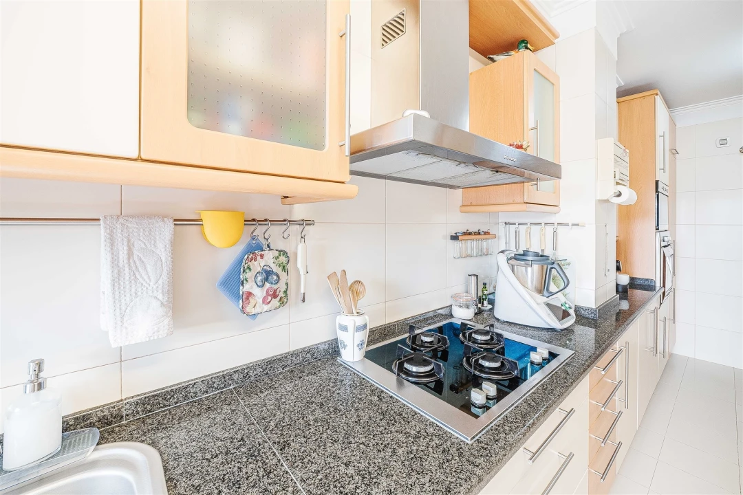 Apartamento T3 para Venda em Carnaxide e Queijas Foto 54