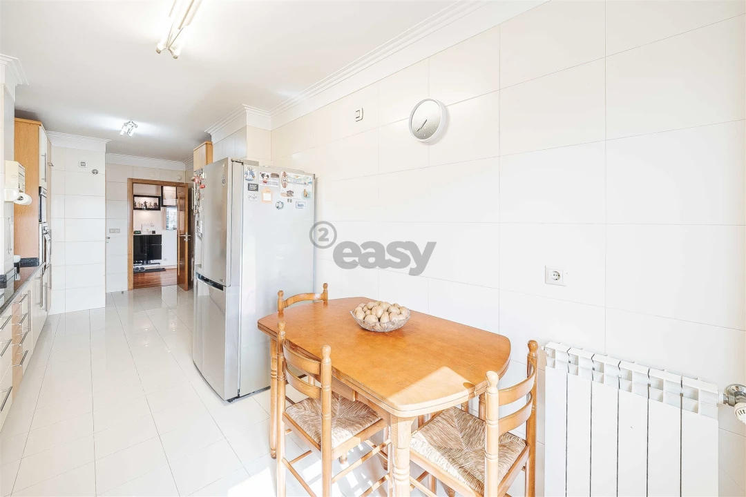 Apartamento T3 para Venda em Carnaxide e Queijas Foto 112