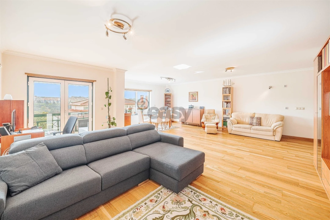 Apartamento T3 para Venda em Carnaxide e Queijas Foto 72