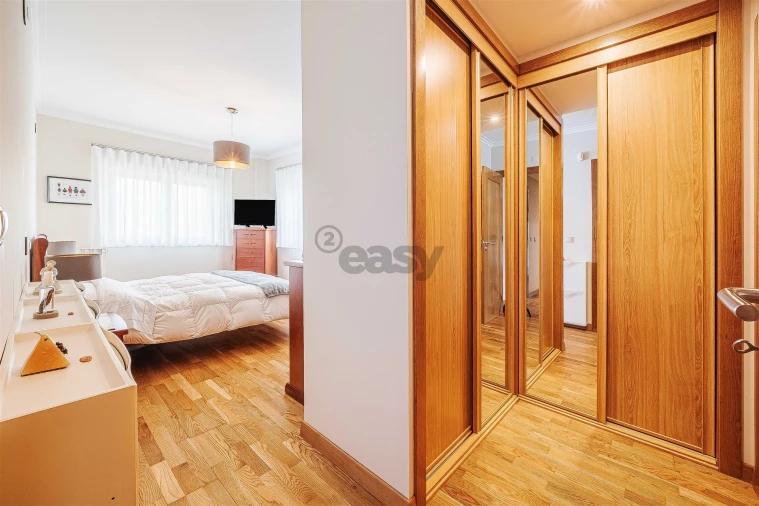 Apartamento T3 para Venda em Carnaxide e Queijas Foto 89