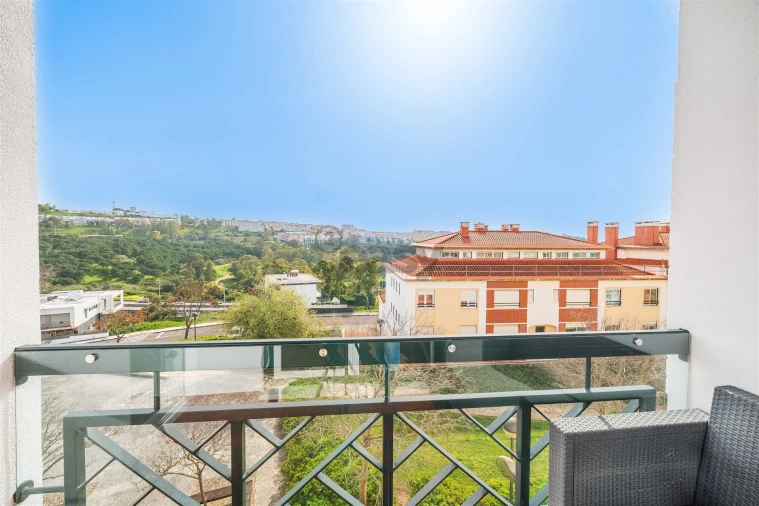 Apartamento T3 para Venda em Carnaxide e Queijas Foto 100