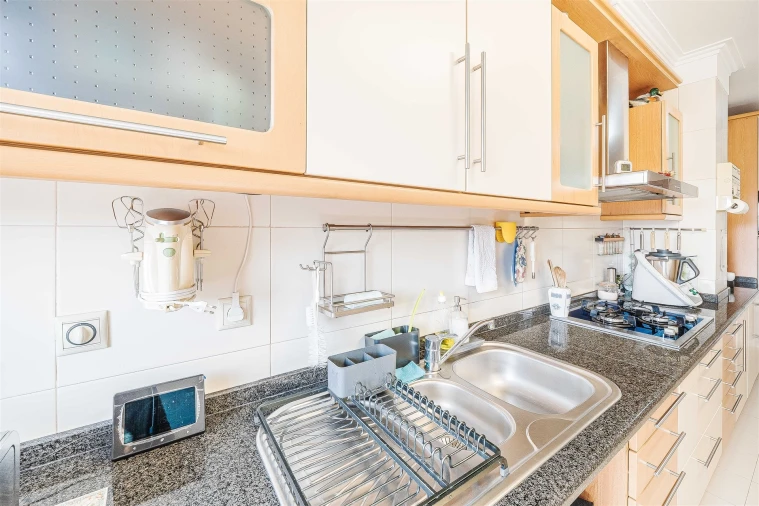 Apartamento T3 para Venda em Carnaxide e Queijas Foto 52