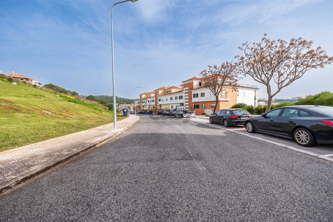 Apartamento T3 para Venda em Carnaxide e Queijas Foto 69