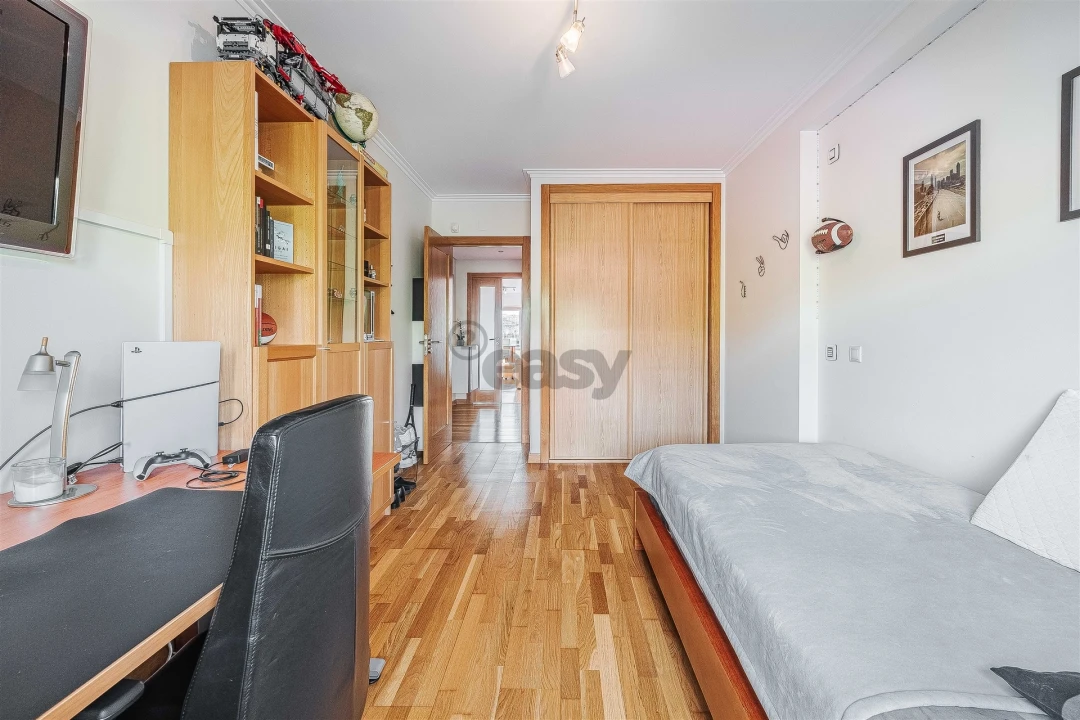 Apartamento T3 para Venda em Carnaxide e Queijas Foto 81