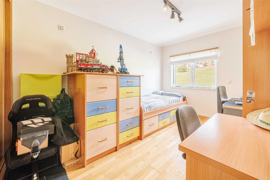 Apartamento T3 para Venda em Carnaxide e Queijas Foto 25