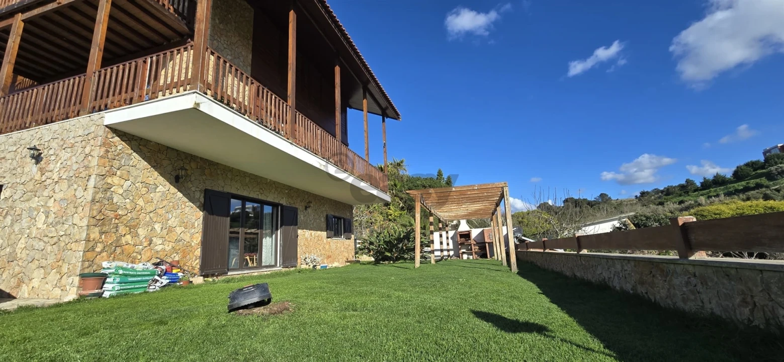 Moradia T4 para Arrendamento em Ericeira Foto 1