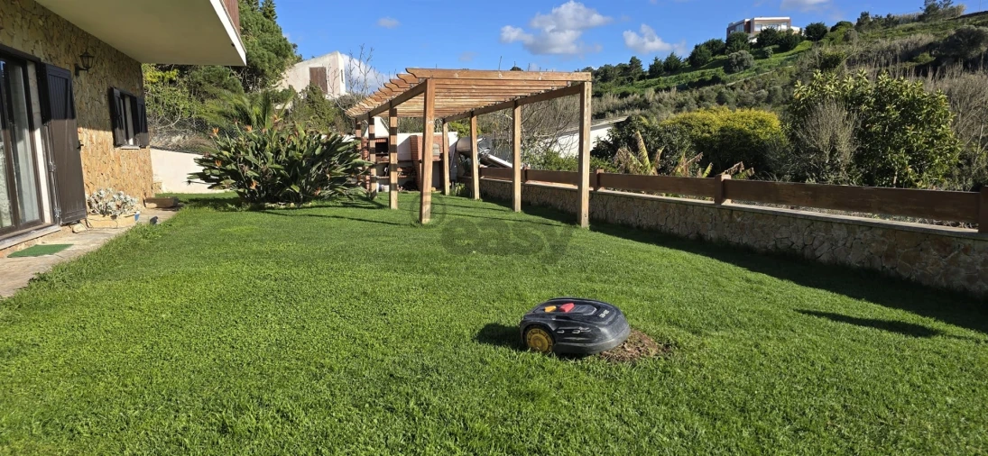 Moradia T4 para Arrendamento em Ericeira Foto 12