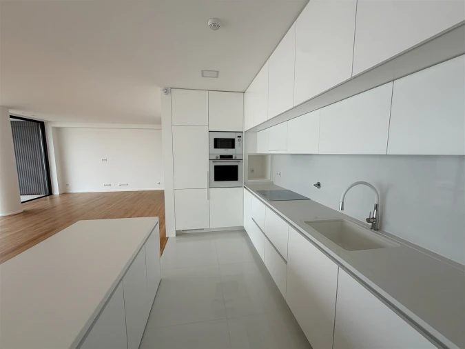 Apartamento T2 para Venda em Olhão Foto 7