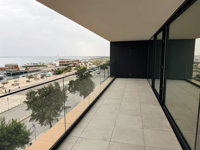 Apartamento T2 para Venda em Olhão Foto 12