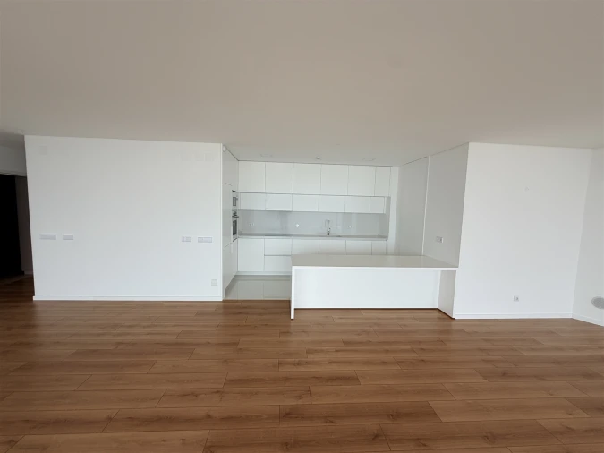 Apartamento T2 para Venda em Olhão Foto 5