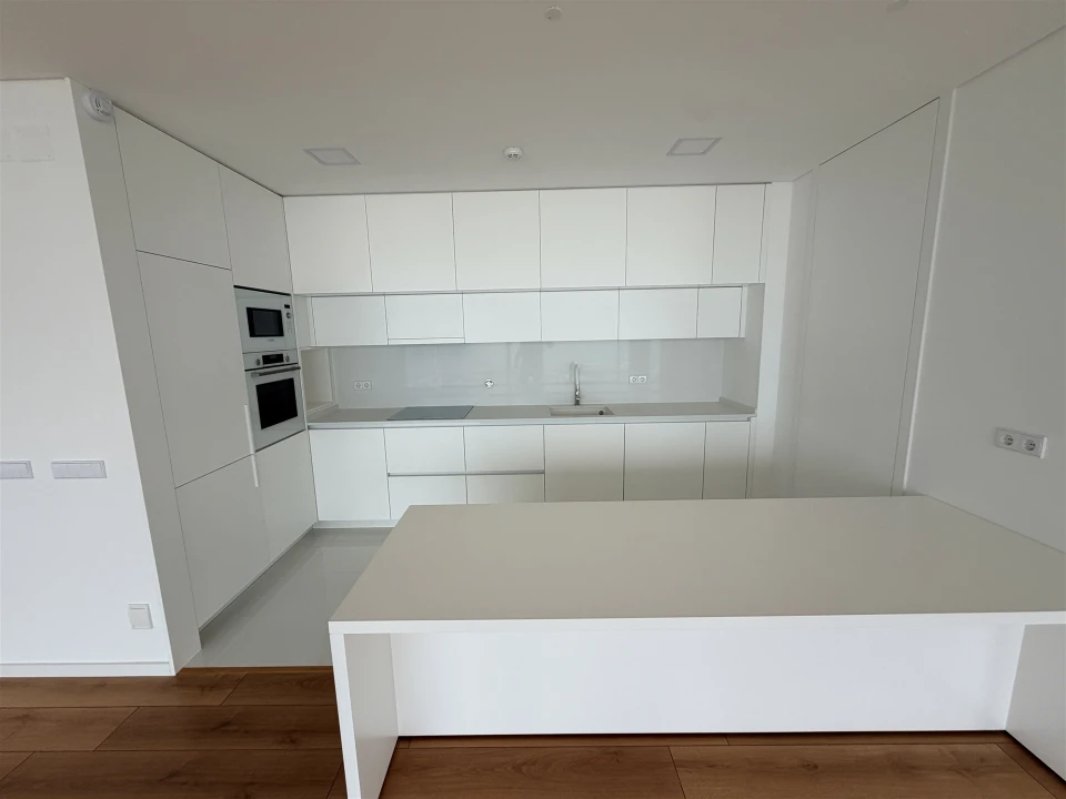 Apartamento T2 para Venda em Olhão Foto 6