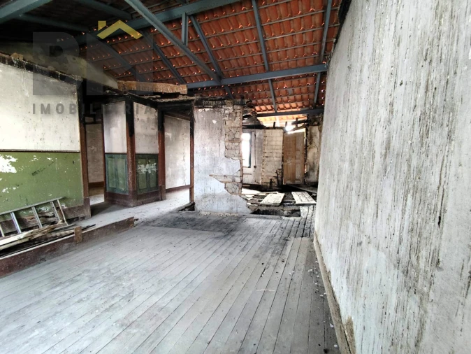 Prédio para Venda em Alcains Foto 7