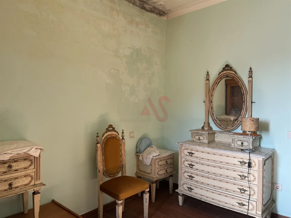 Moradia T4 para Venda em Raimonda Foto 35