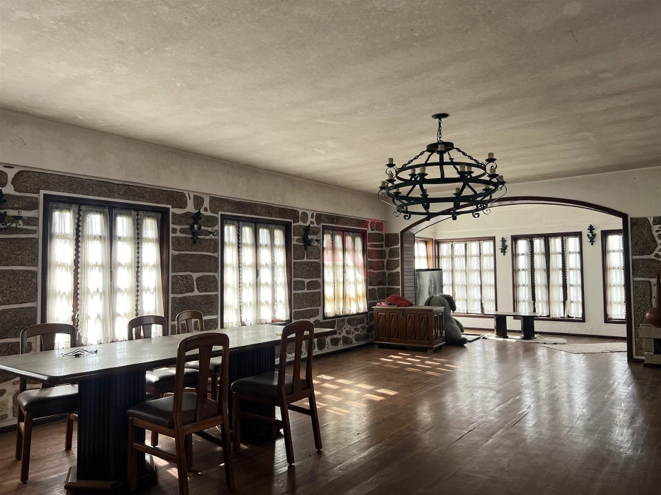 Moradia T4 para Venda em Raimonda Foto 19