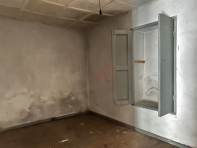 Moradia T11 para Venda em Raimonda Foto 23