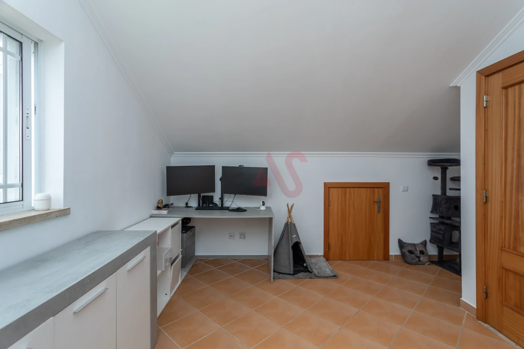 Moradia T3 para Venda em Quinta do Conde Foto 32