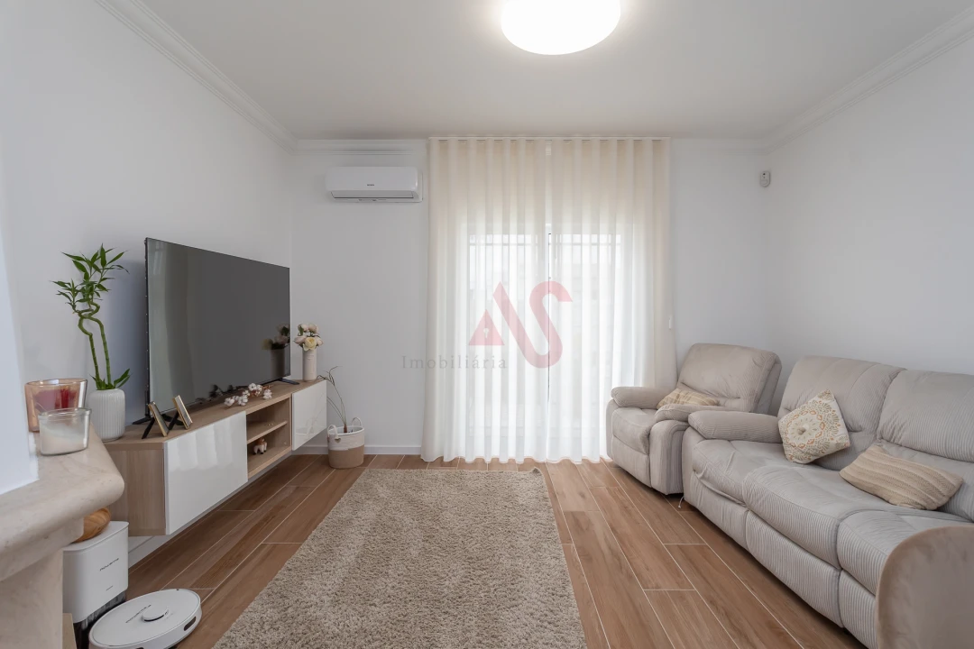 Moradia T3 para Venda em Quinta do Conde Foto 10