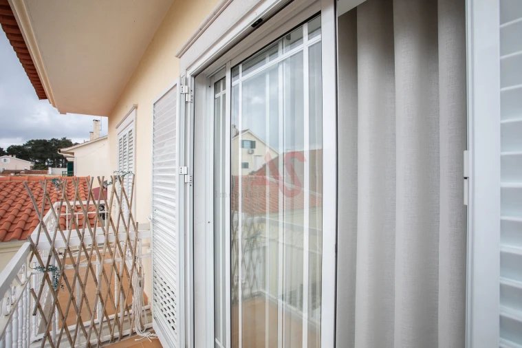 Moradia T3 para Venda em Quinta do Conde Foto 34