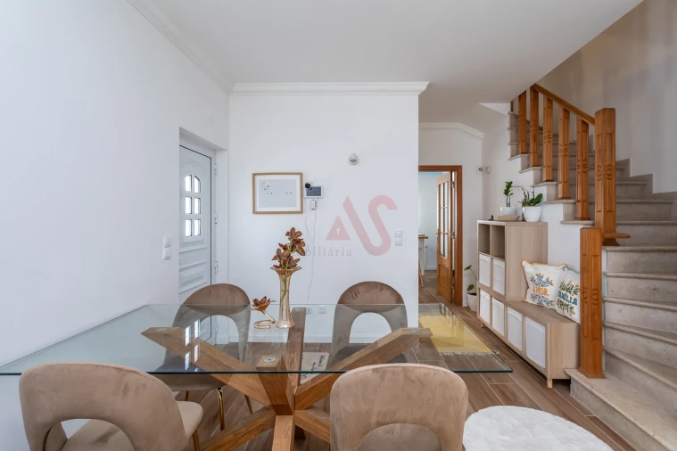 Moradia T3 para Venda em Quinta do Conde Foto 13