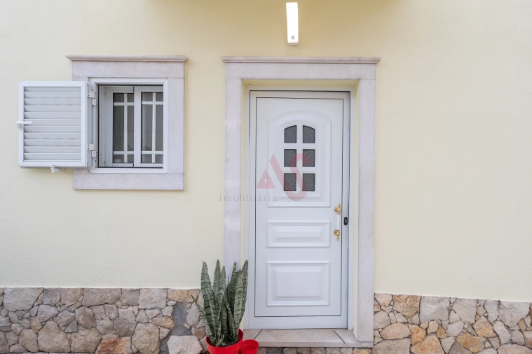 Moradia T3 para Venda em Quinta do Conde Foto 3