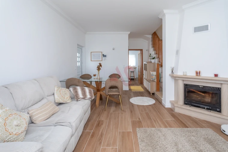 Moradia T3 para Venda em Quinta do Conde Foto 11