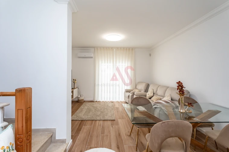 Moradia T3 para Venda em Quinta do Conde Foto 12