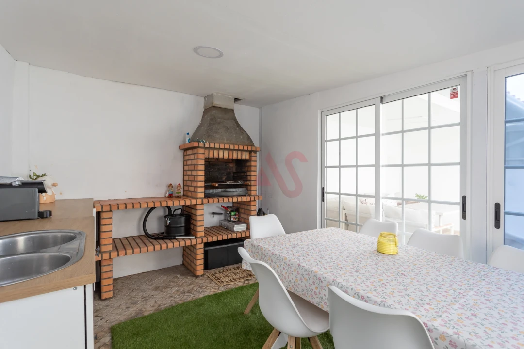 Moradia T3 para Venda em Quinta do Conde Foto 9