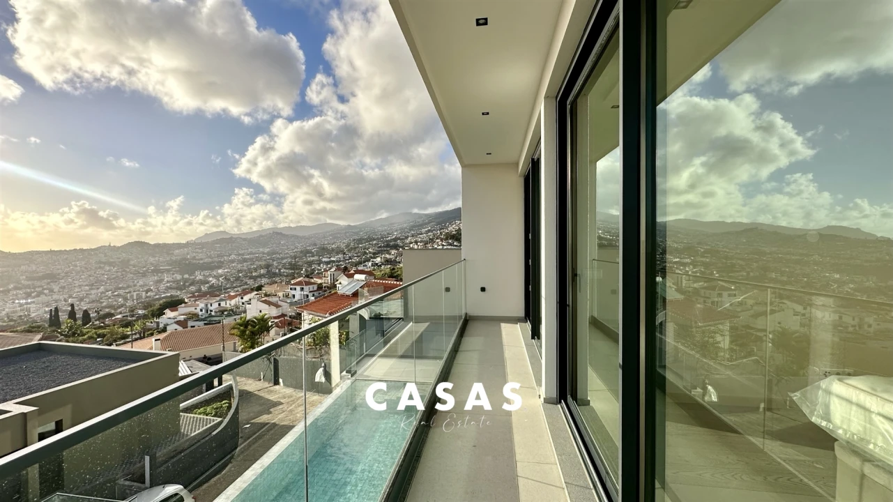 Moradia T3 para Venda em Funchal (Santa Maria Maior) Foto 40