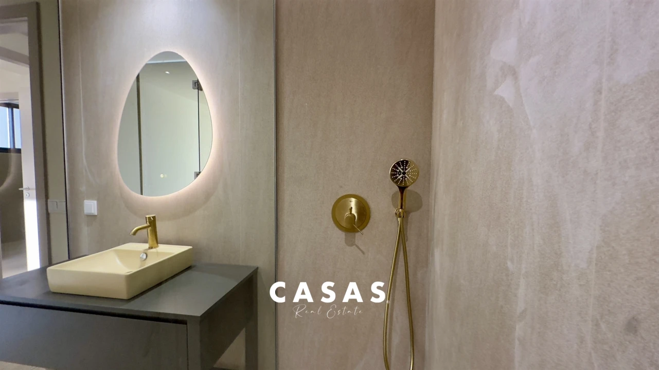 Moradia T3 para Venda em Funchal (Santa Maria Maior) Foto 52