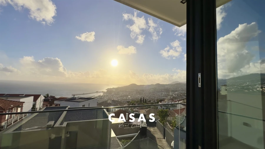 Moradia T3 para Venda em Funchal (Santa Maria Maior) Foto 44