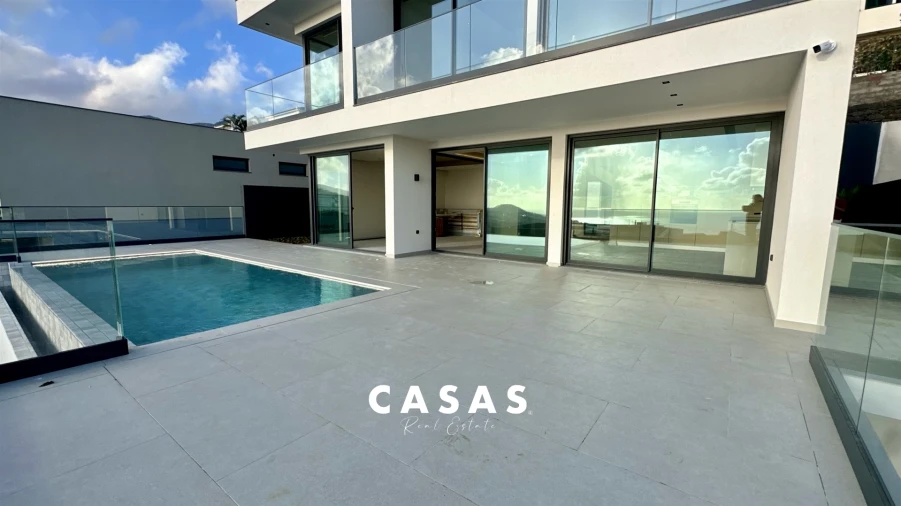 Moradia T3 para Venda em Funchal (Santa Maria Maior) Foto 6