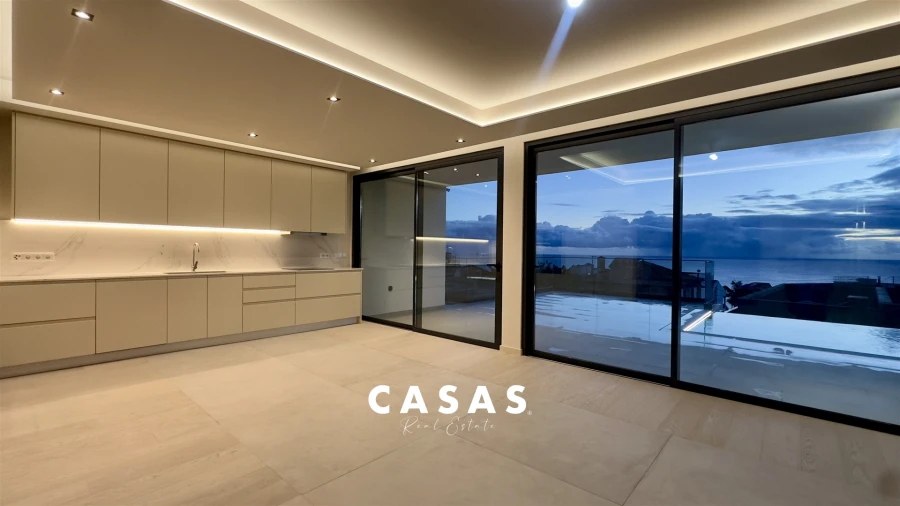 Moradia T3 para Venda em Funchal (Santa Maria Maior) Foto 12