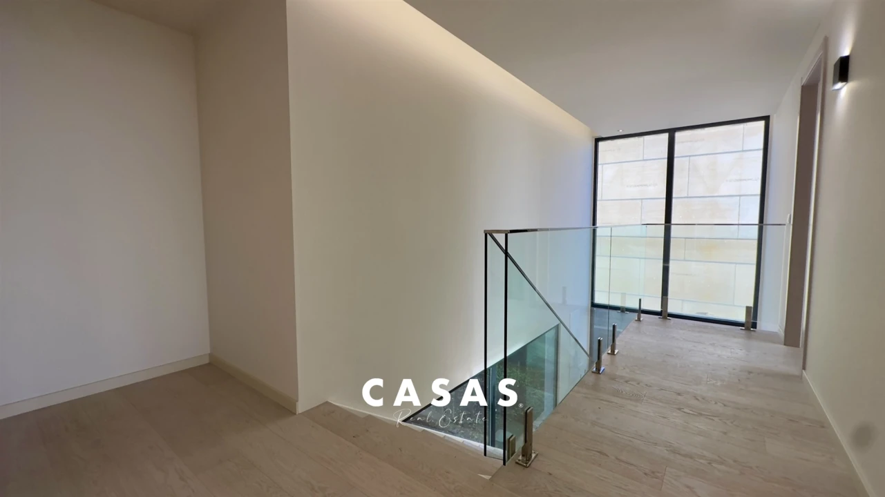 Moradia T3 para Venda em Funchal (Santa Maria Maior) Foto 22