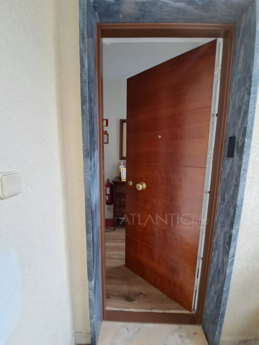 Apartamento T2 para Venda em Santa Maria e São Miguel, São Martinho, São Pedro Penaferrim Foto 3